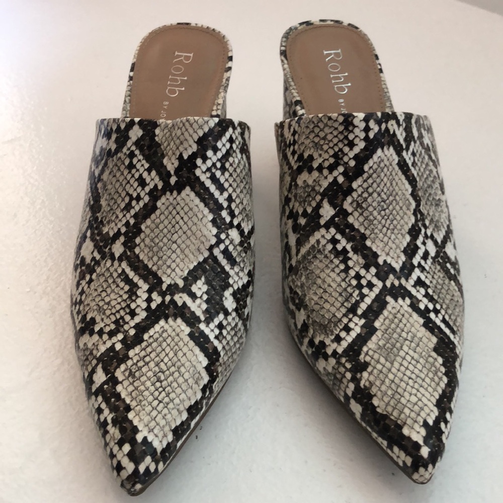 Perfect condition worn once snake style clog slip ons with rubber sole !! - Picture 6 of 6